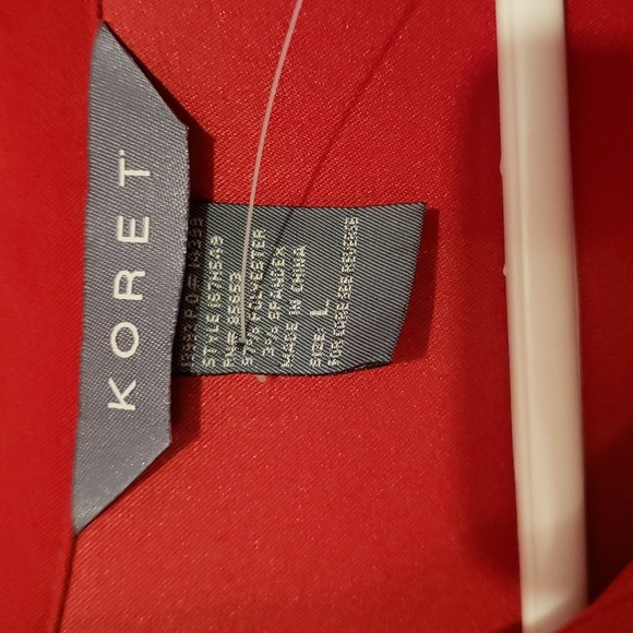 Koret Red Lady's Soft Glass Beaded and Appliqued Shirt So Classy! - Picture 3 of 8